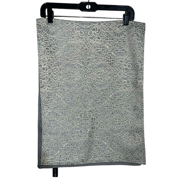 Rodeo Home Silver And White Table Runnner Gray Back 88”X‎ 16” - Picture 1 of 3